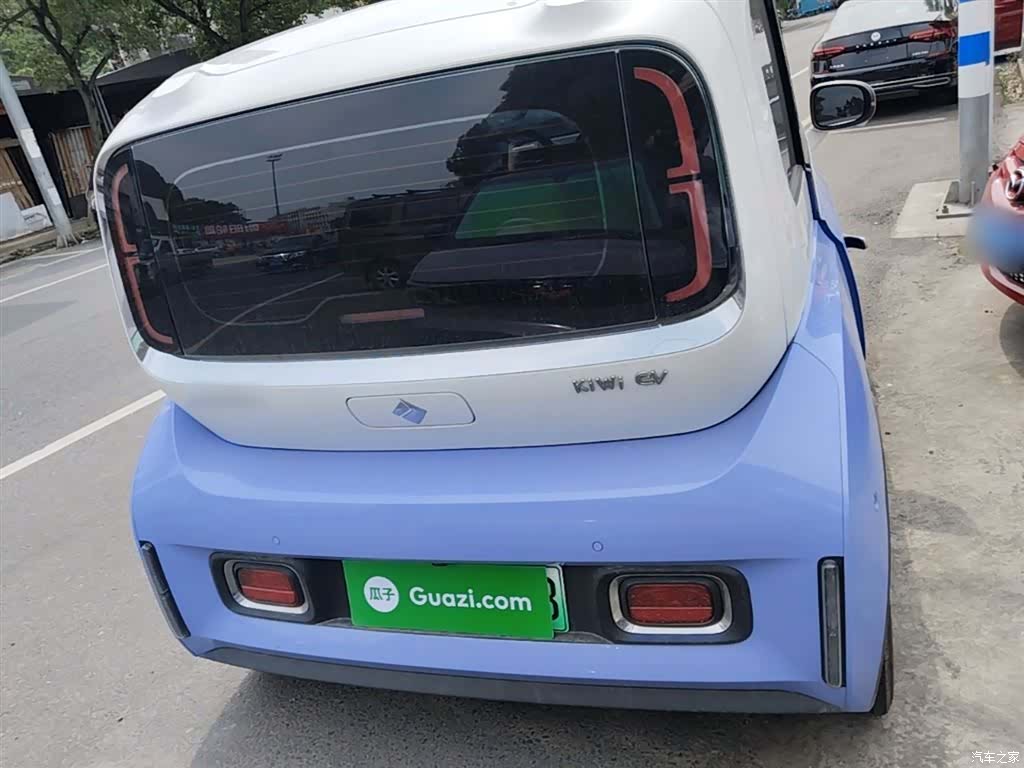 Wuling KiWi, 2024 6