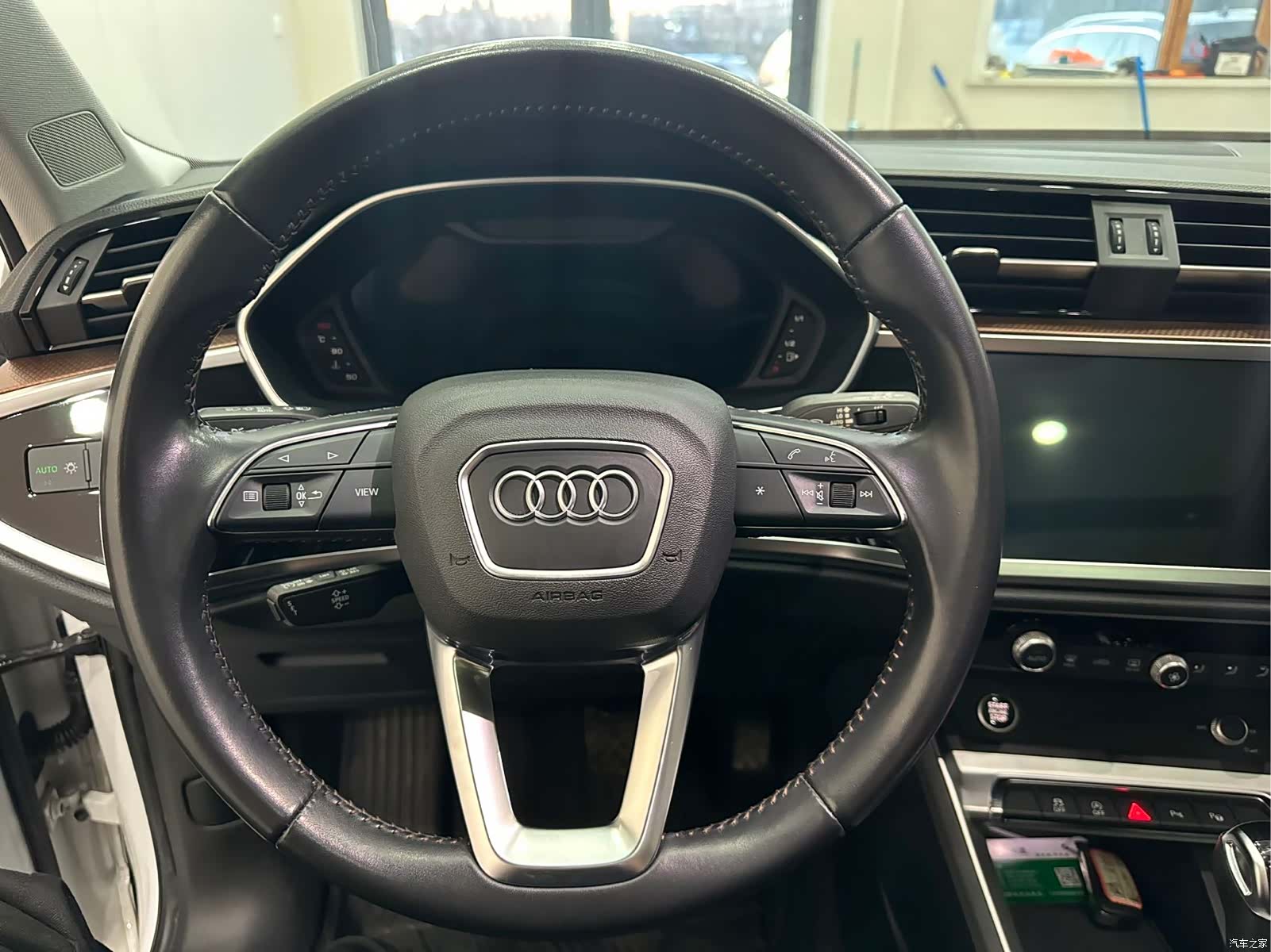 Audi Q3, 2022 7