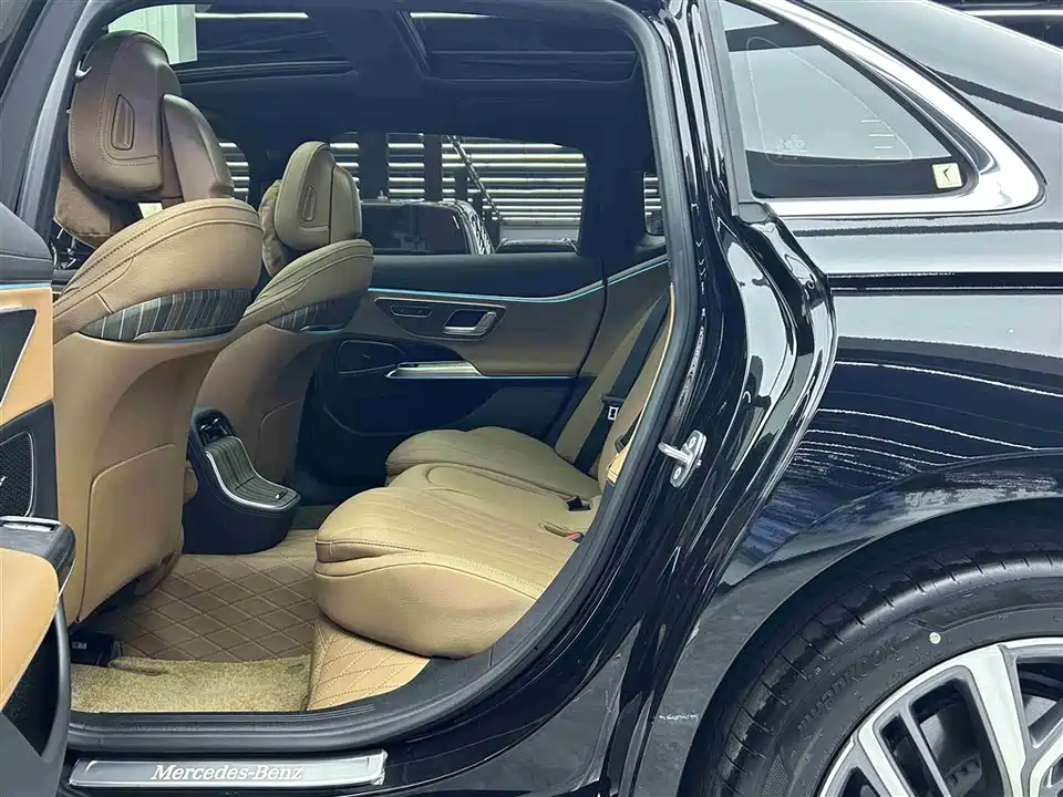 Mercedes-Benz E-class Mercedes-Benz E-class