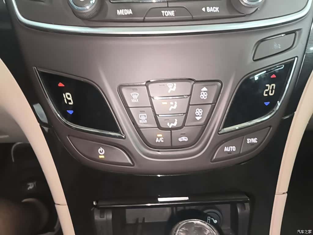 Buick Regal, 2015 13