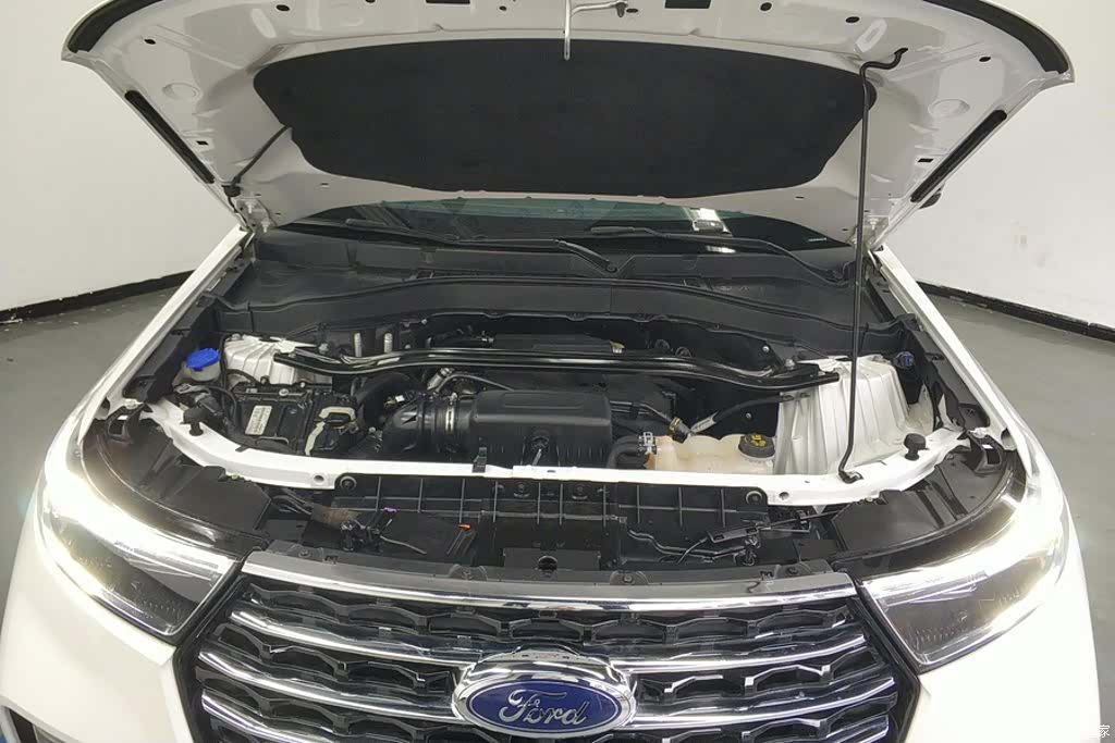 Ford Explorer, 2021 10