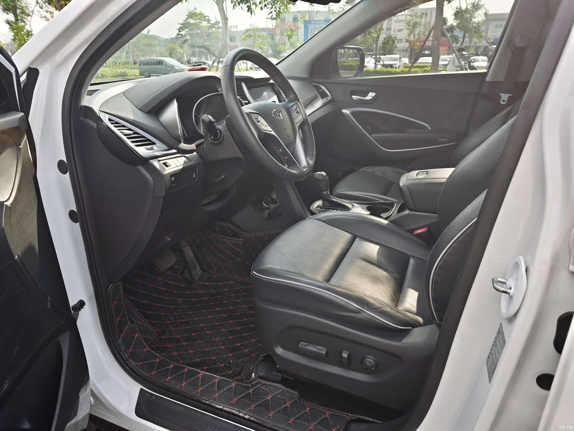 Hyundai Santa Fe, 2018 9