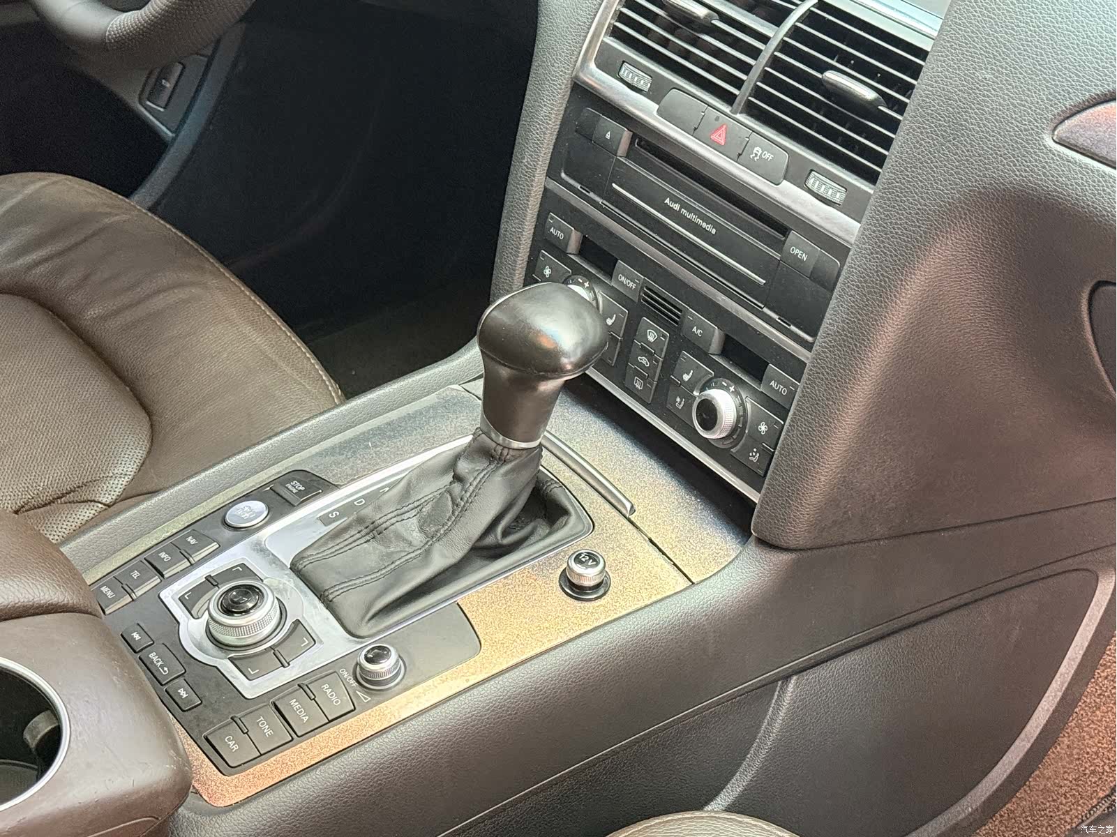 Audi Q7, 2013 13