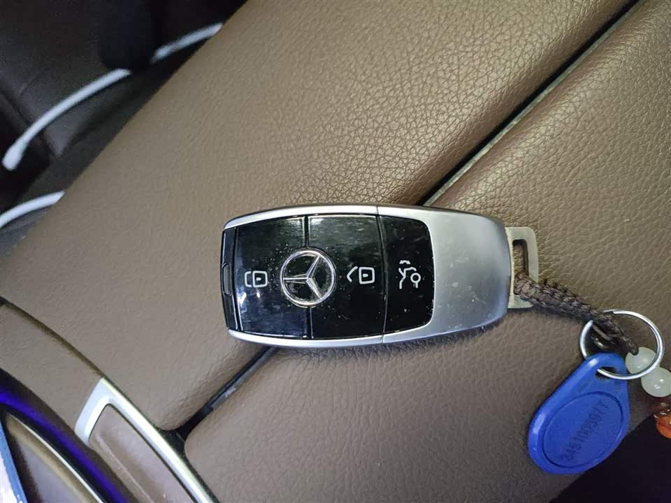 Mercedes-Benz E-class Mercedes-Benz E-class