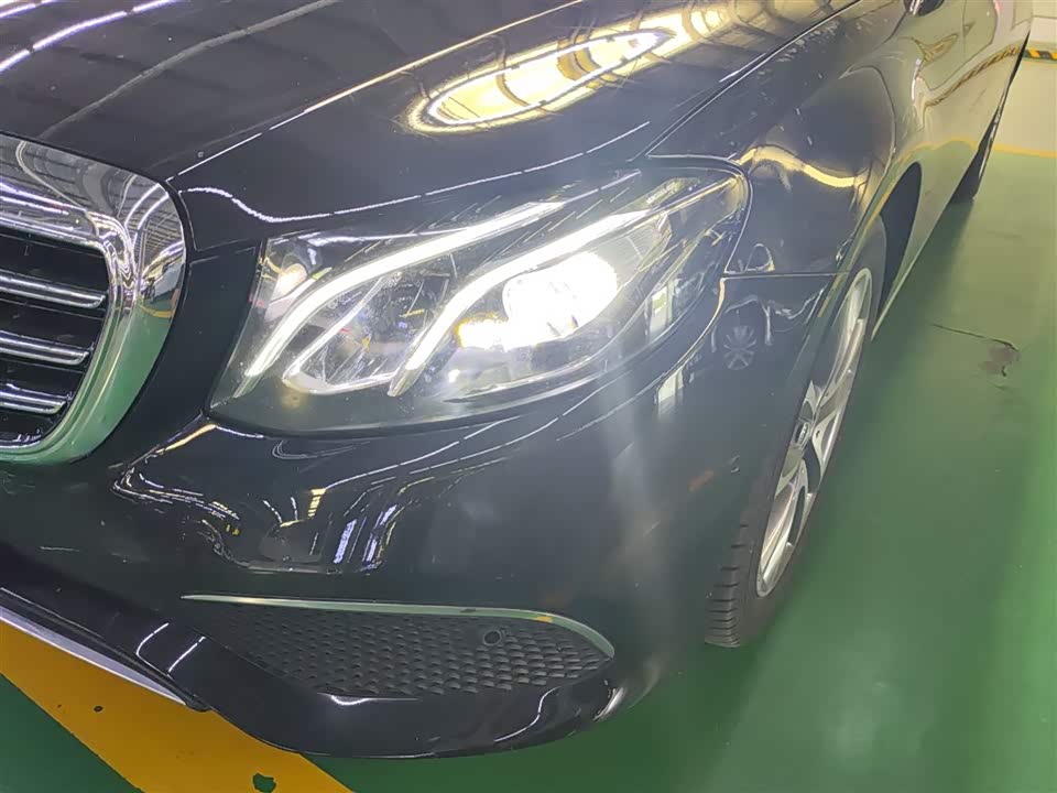 Mercedes-Benz E-class Mercedes-Benz E-class