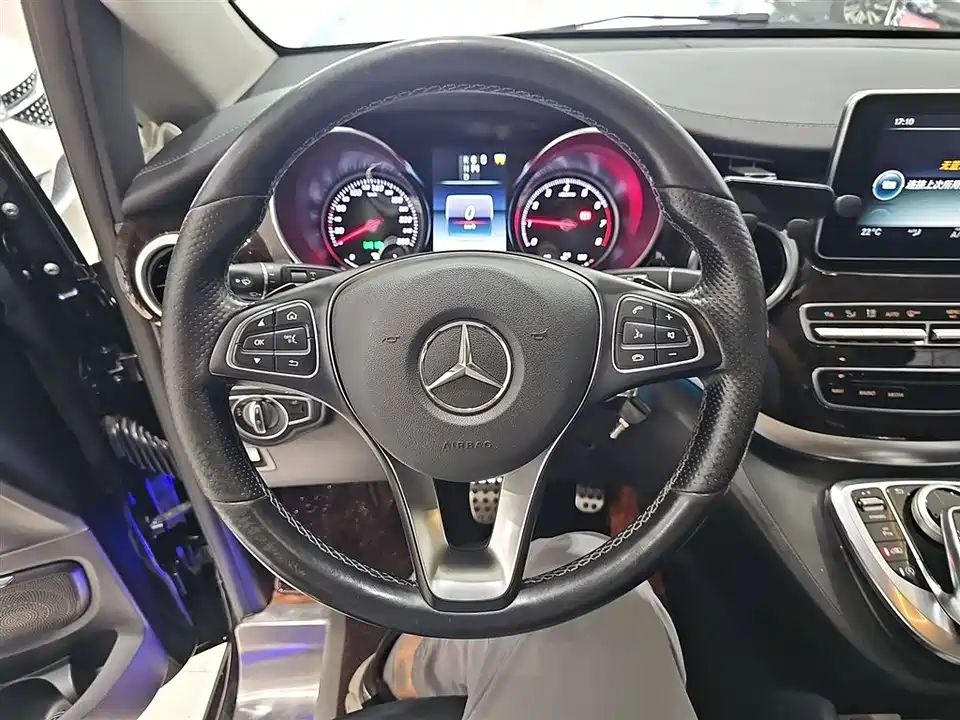 Mercedes-Benz V-class Mercedes-Benz V-class
