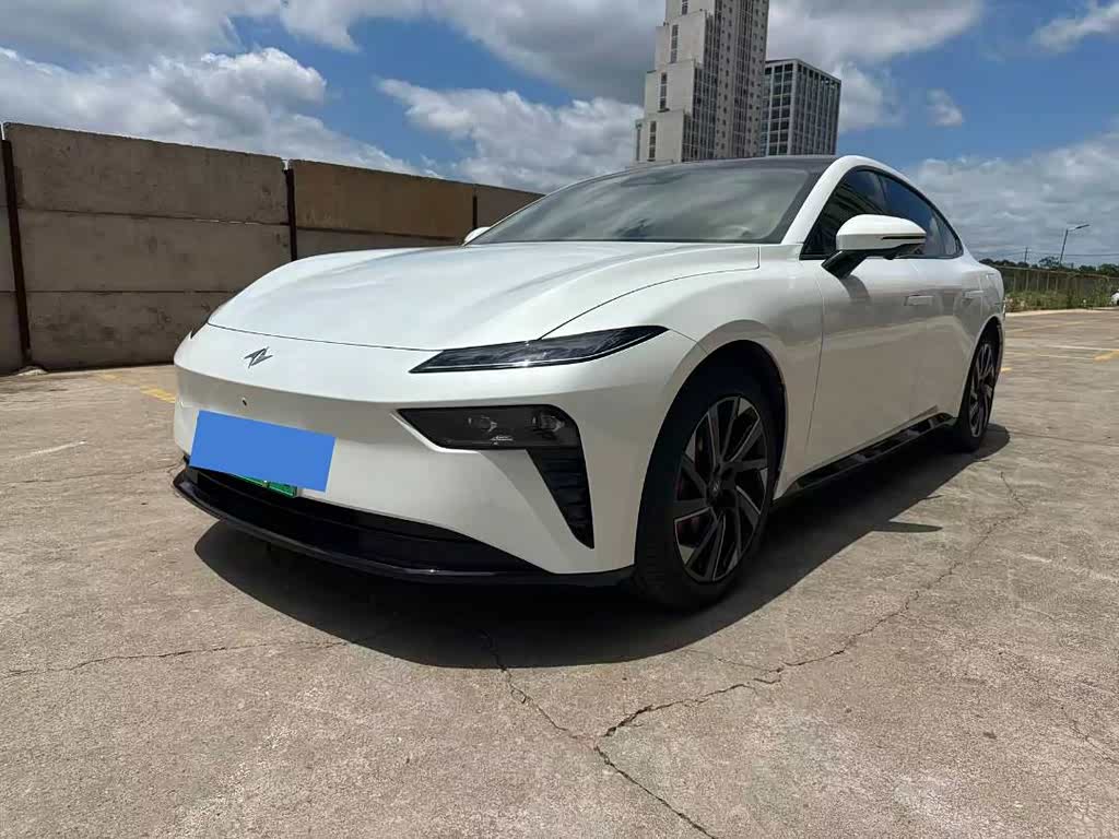 Dongfeng eπ007