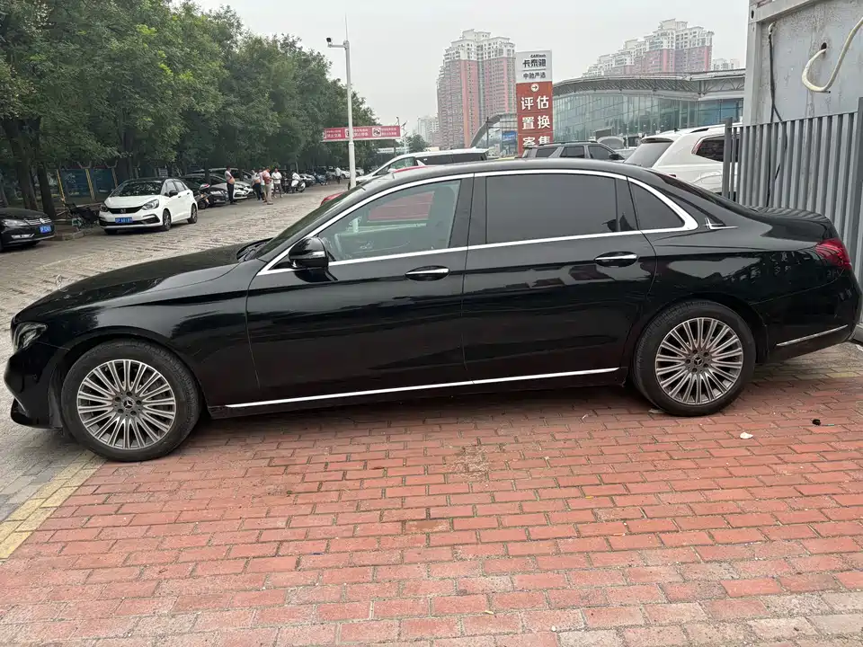 Mercedes-Benz E-class Mercedes-Benz E-class