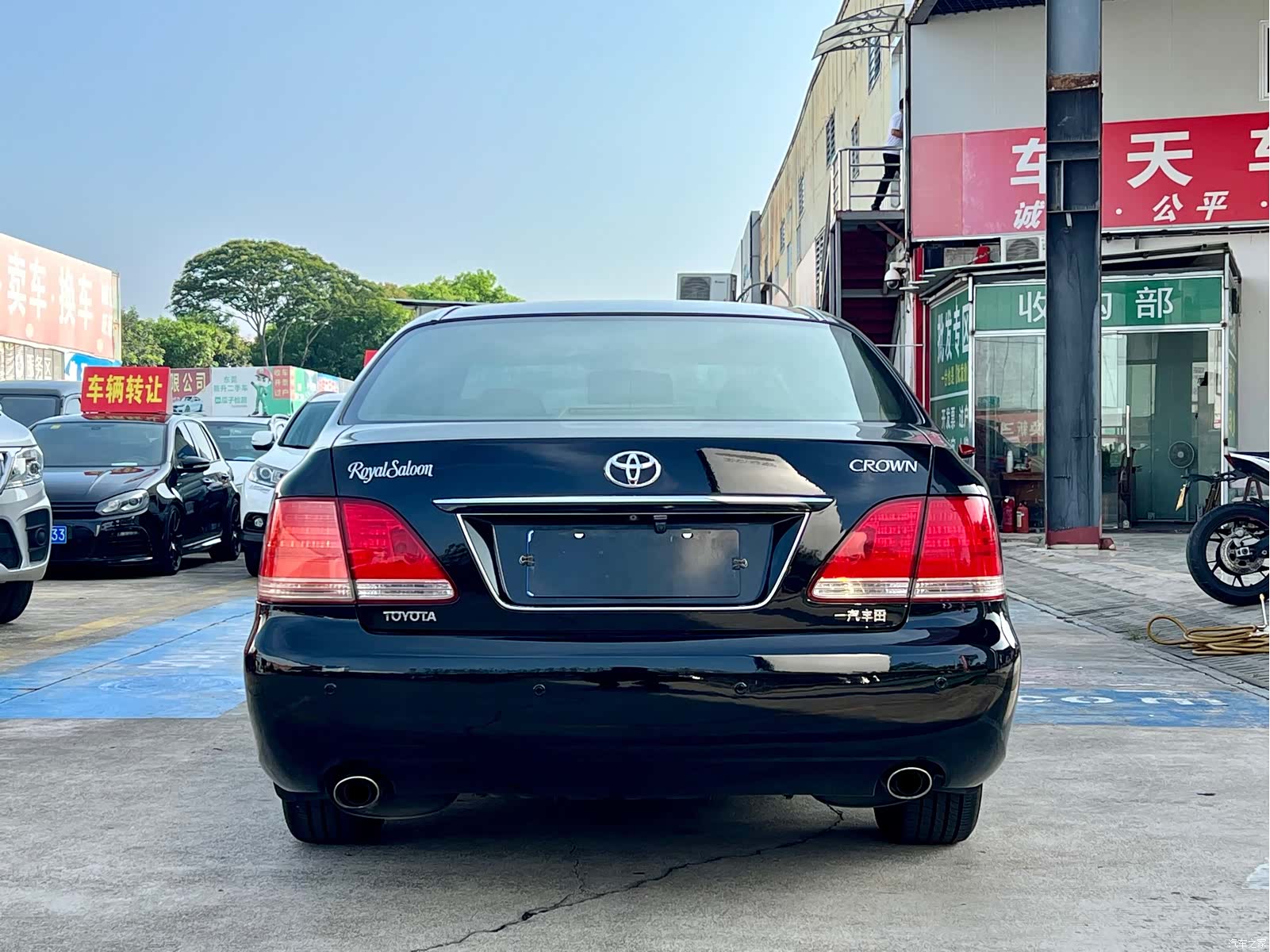 Toyota Crown, 2009 6