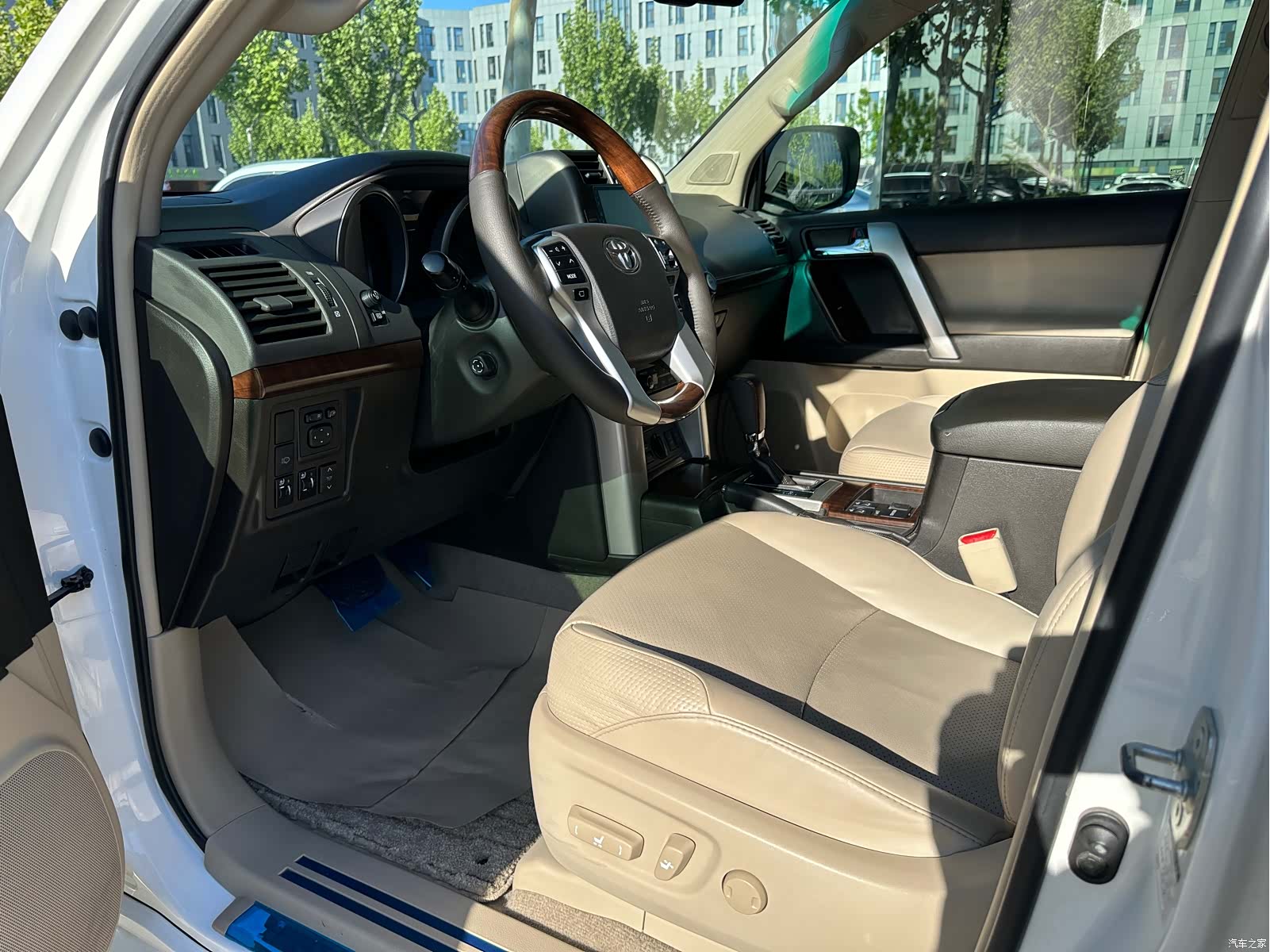 Toyota Prado, 2012 13