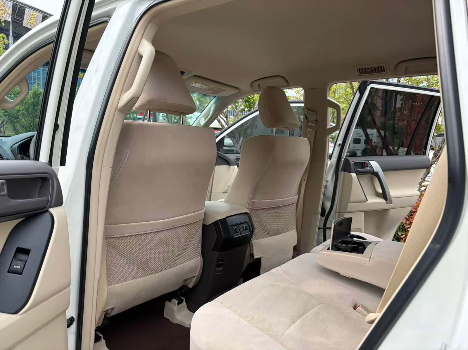 Toyota Prado, 2023 12