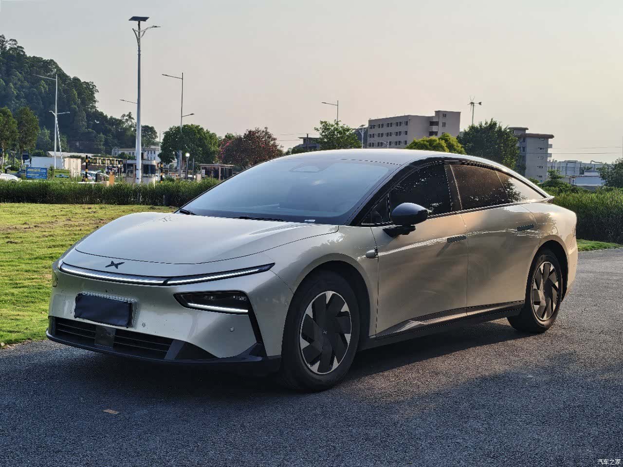 Xpeng P7, 2025 1