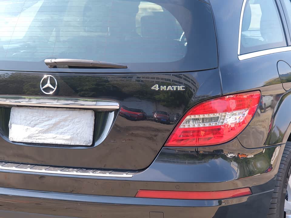 Mercedes-Benz R-class