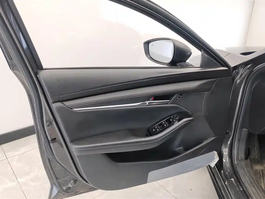 Mazda 3 Angkesaila Mazda 3 Angkesaila