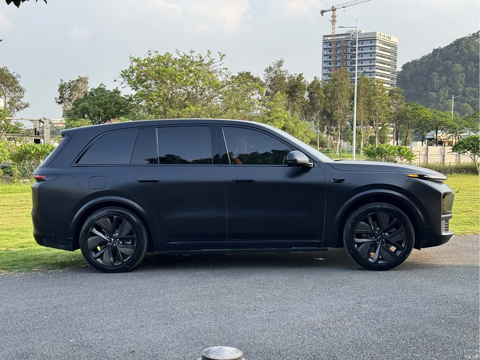 Li Auto L8, 2023 8