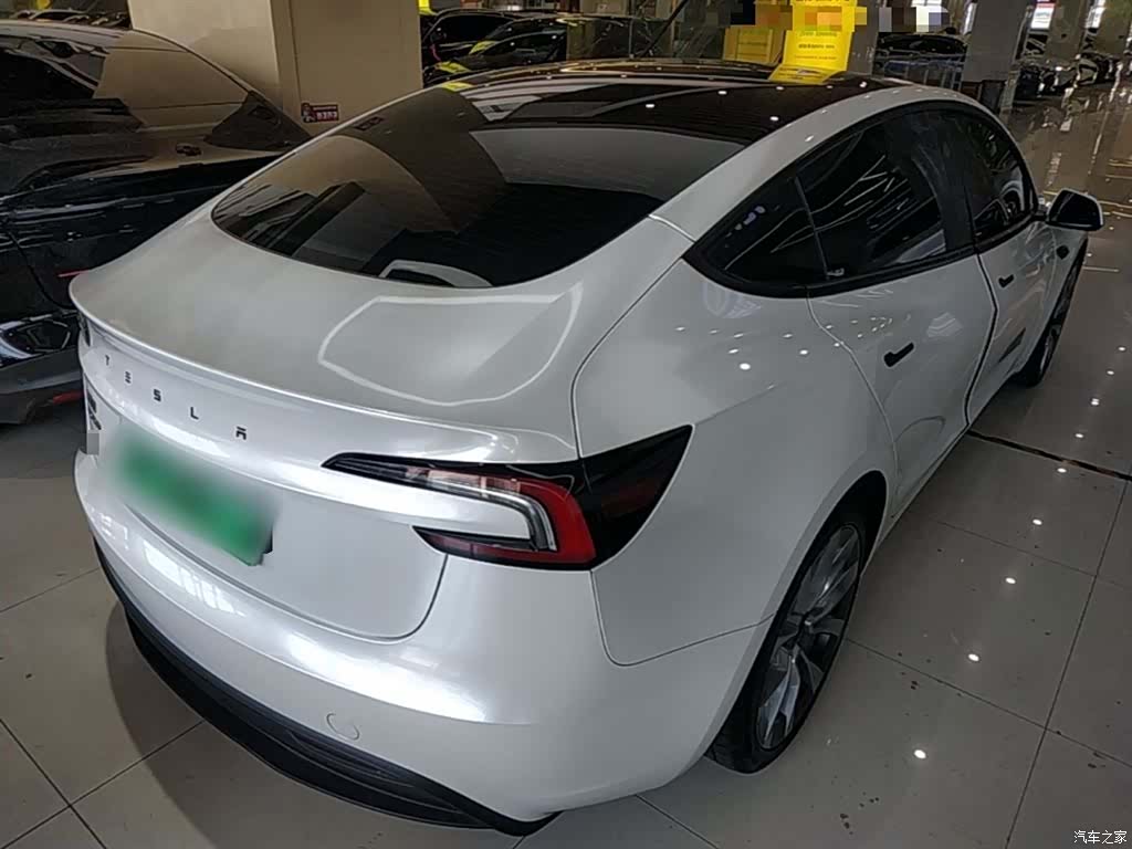 Tesla Model 3, 2024 7