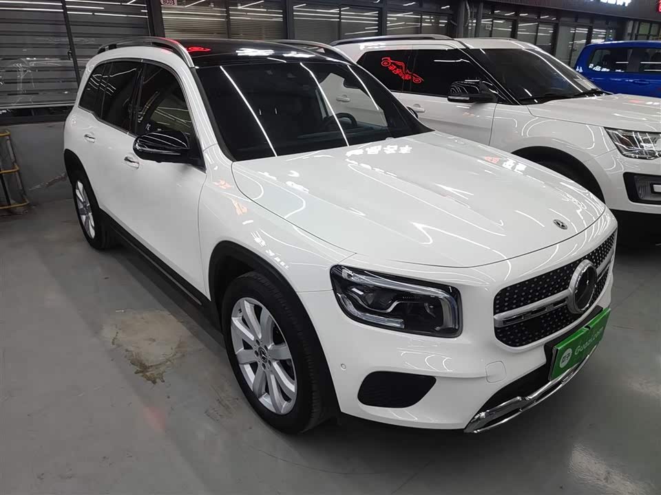 Mercedes-Benz GLB