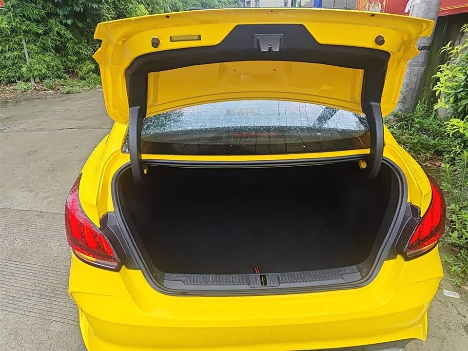 MG MG5