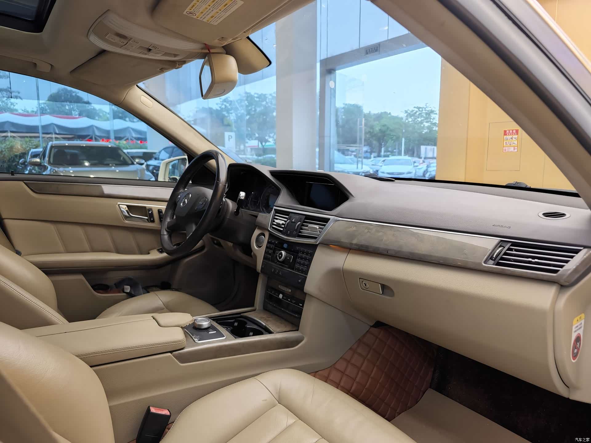 Mercedes-Benz E-Class, 2009 33