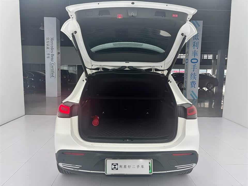 Mercedes-Benz EQA Mercedes-Benz EQA