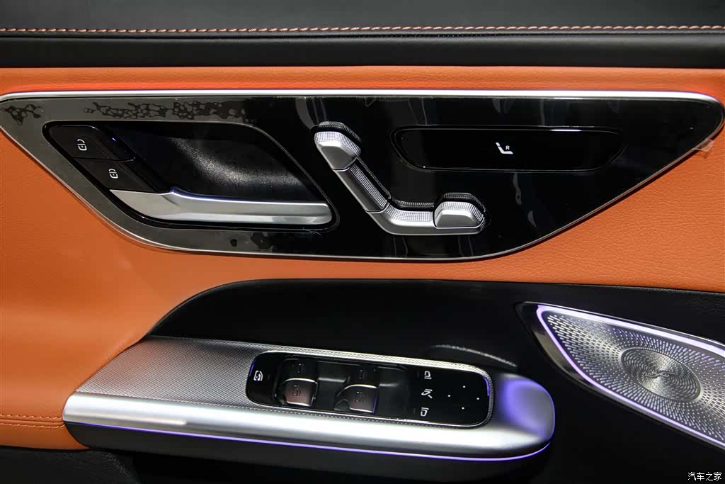 Mercedes-Benz GLC, 2025 16