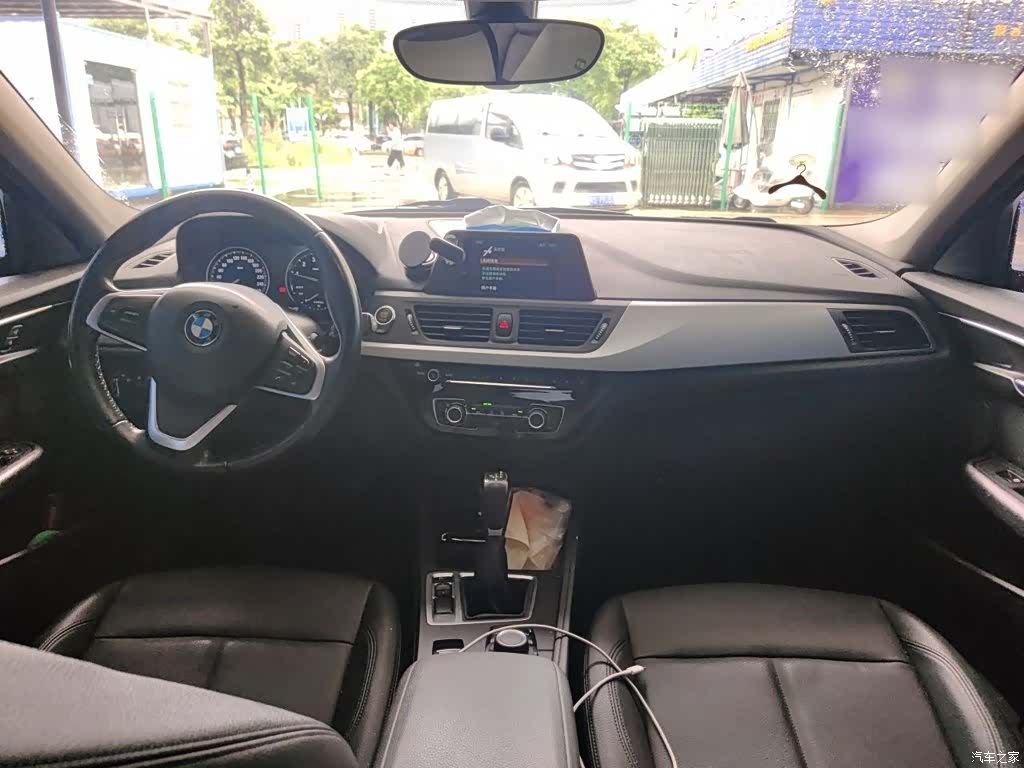 BMW 1 Series, 2019 10