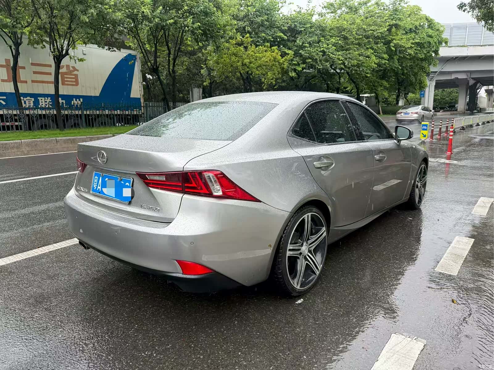Lexus IS, 2013 4