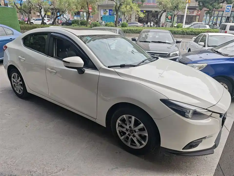 Mazda 3 Angkesaila Mazda 3 Angkesaila