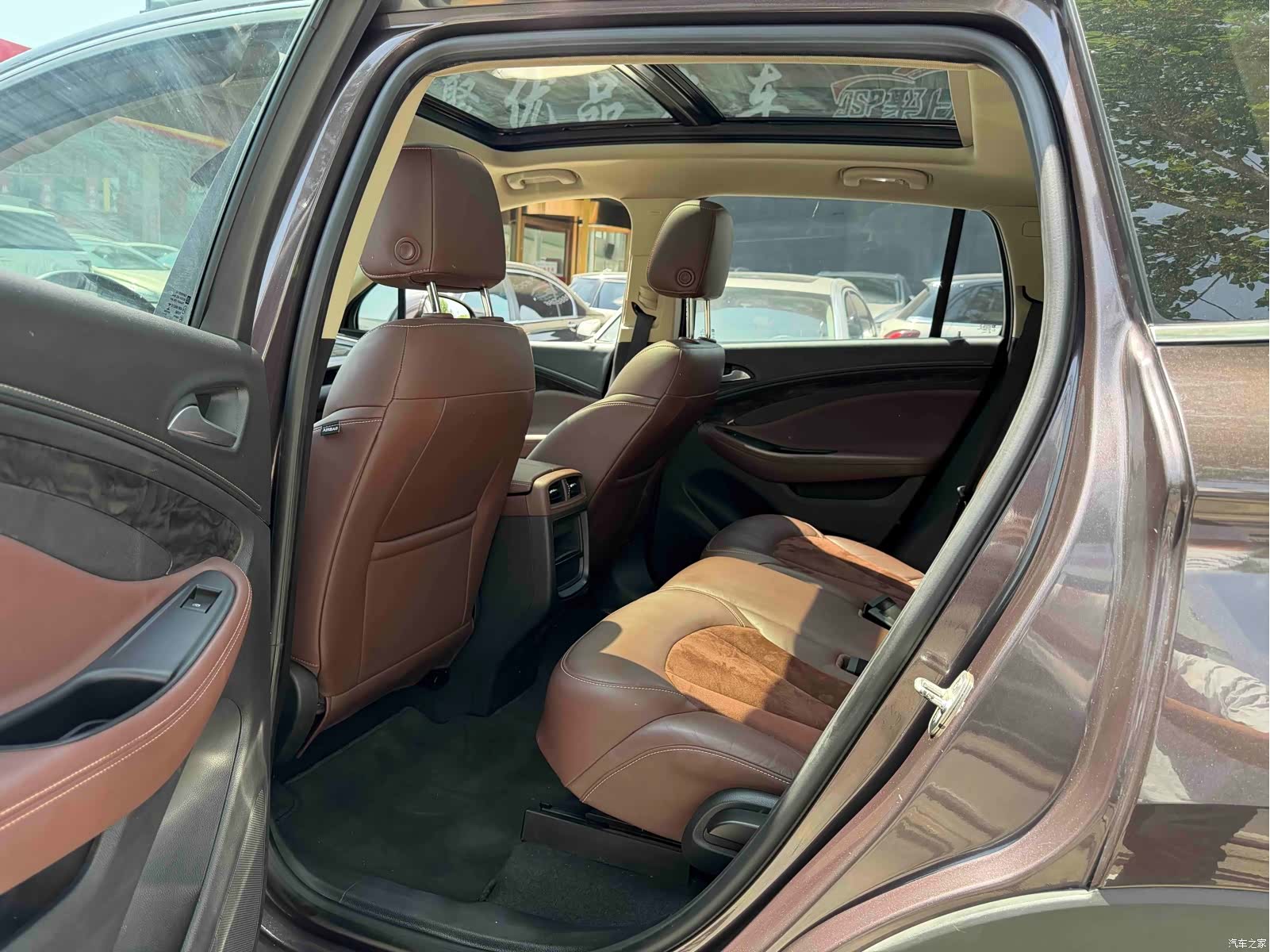 Buick Envision Plus, 2015 10