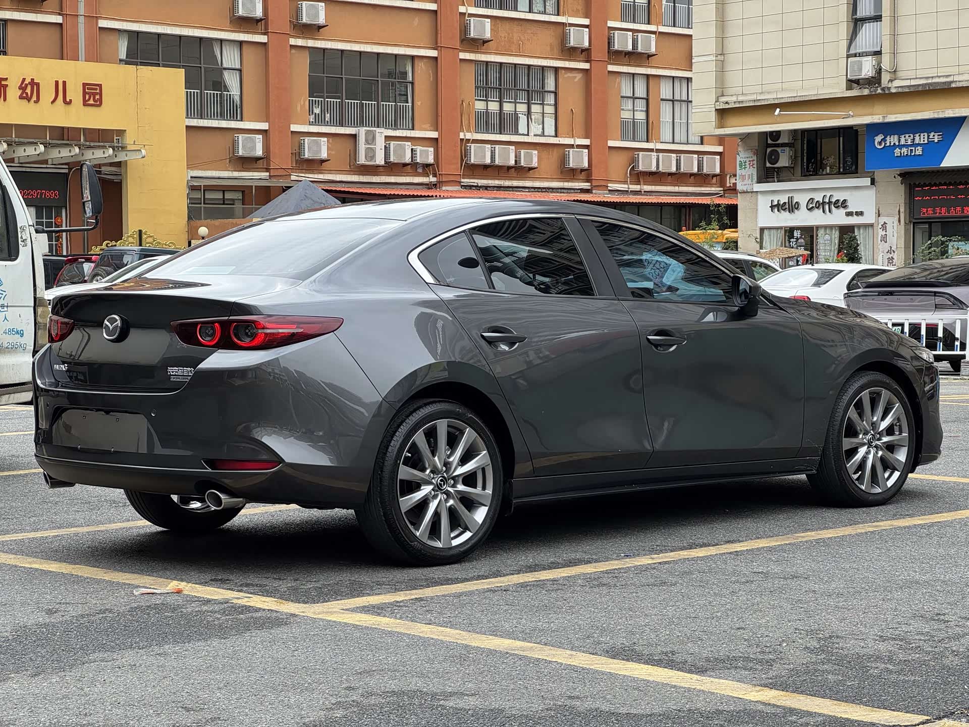 Mazda Mazda3, 2022 6