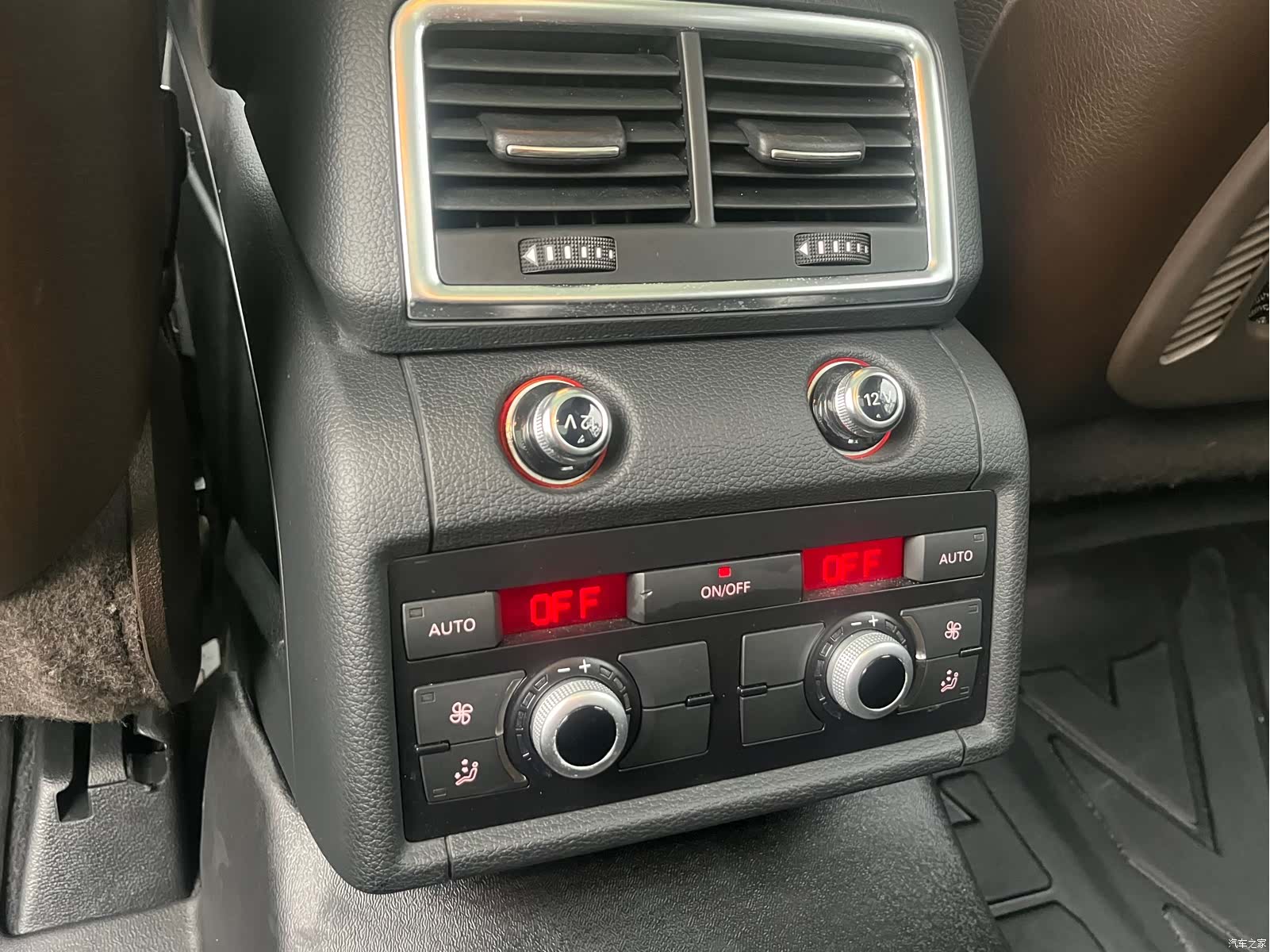 Audi Q7, 2015 9