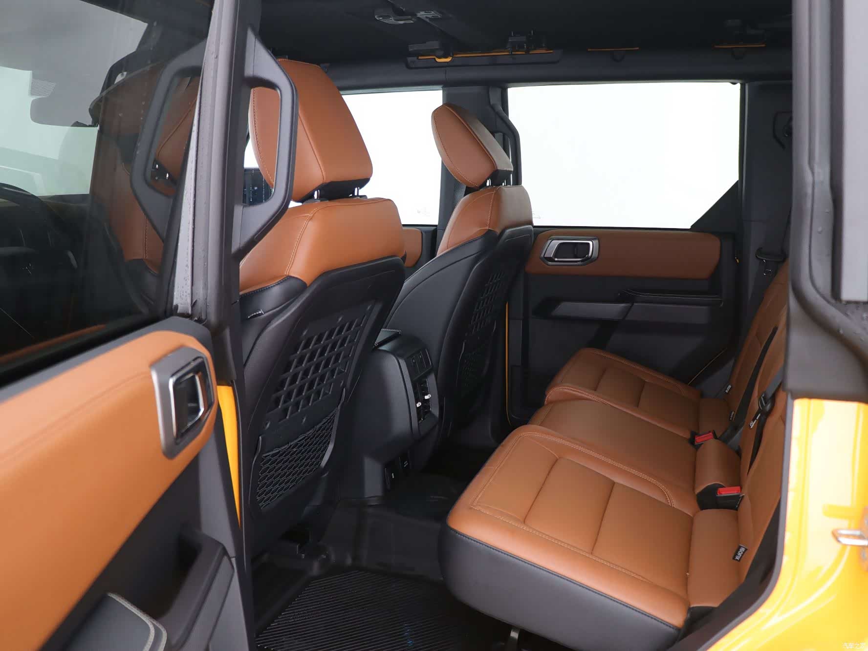Ford Bronco, 2025 11