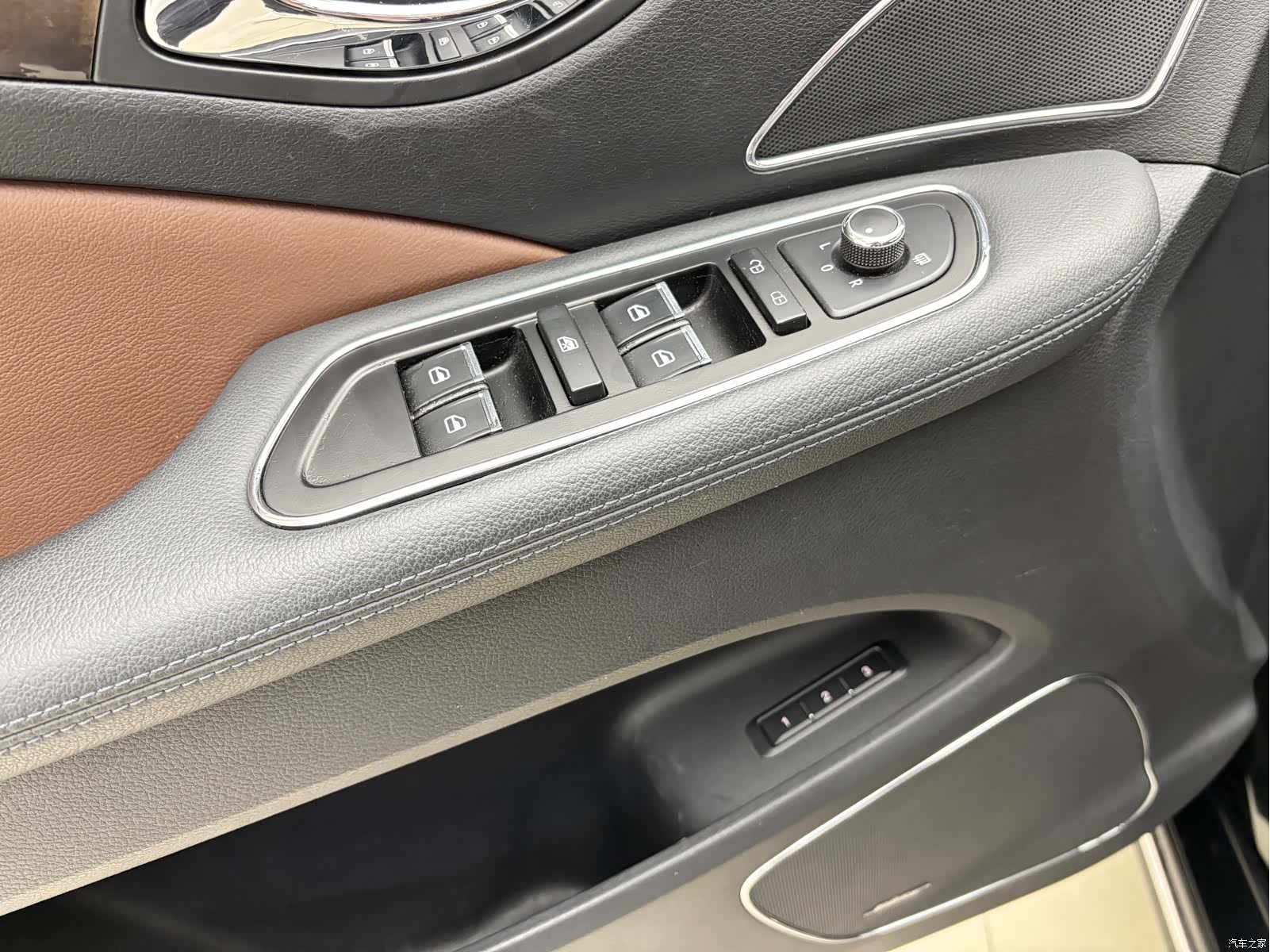 Hongqi H7, 2016 15