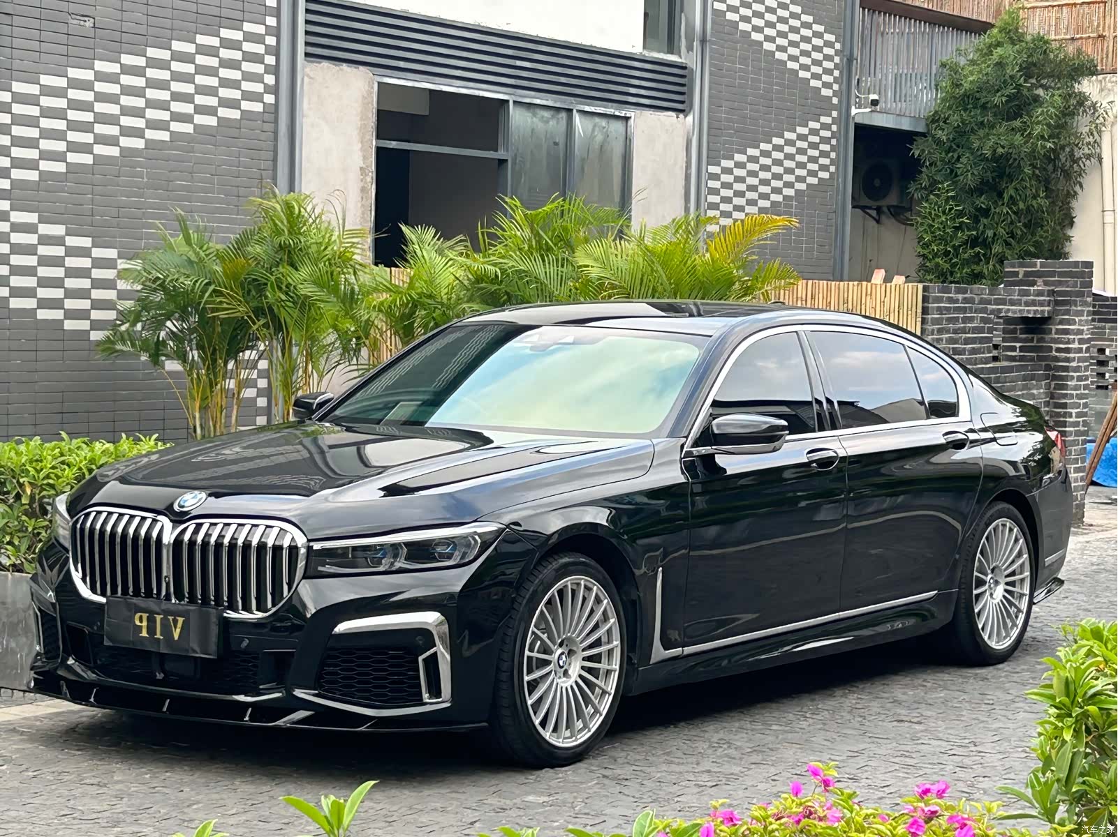 BMW 7 Series, 2017 1