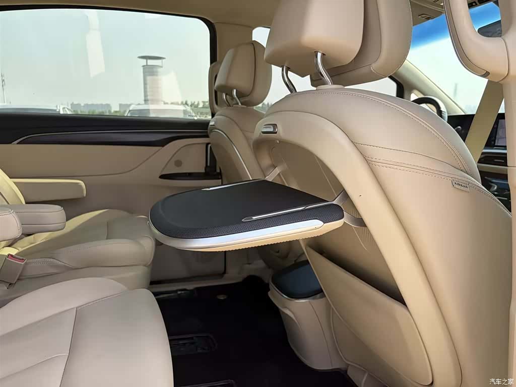 Buick GL8, 2023 18