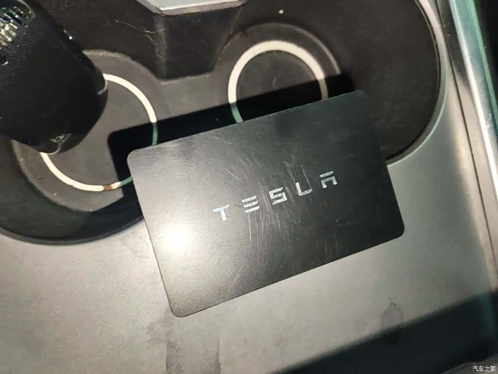 Tesla Model Y, 2021 9