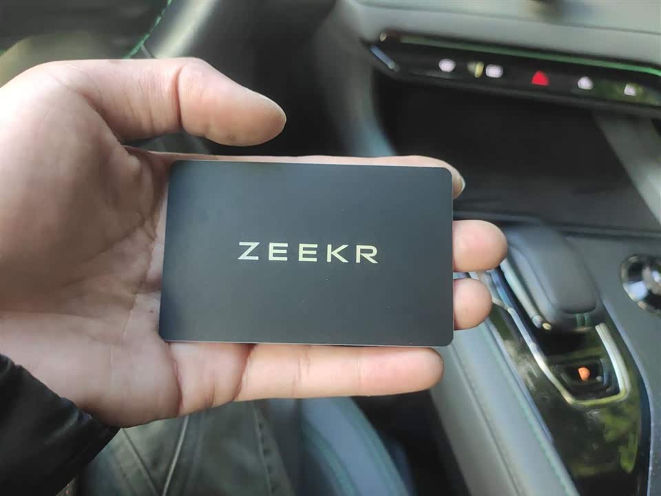 Zeekr 001