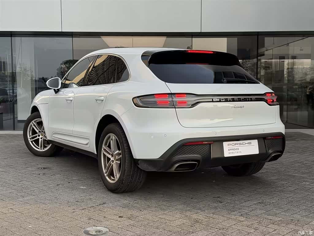 Porsche Macan, 2024 3