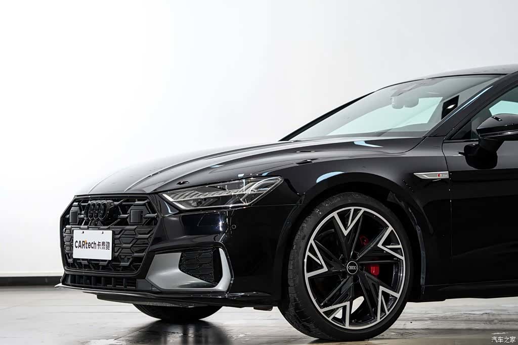 Audi A7L, 2024 все фото