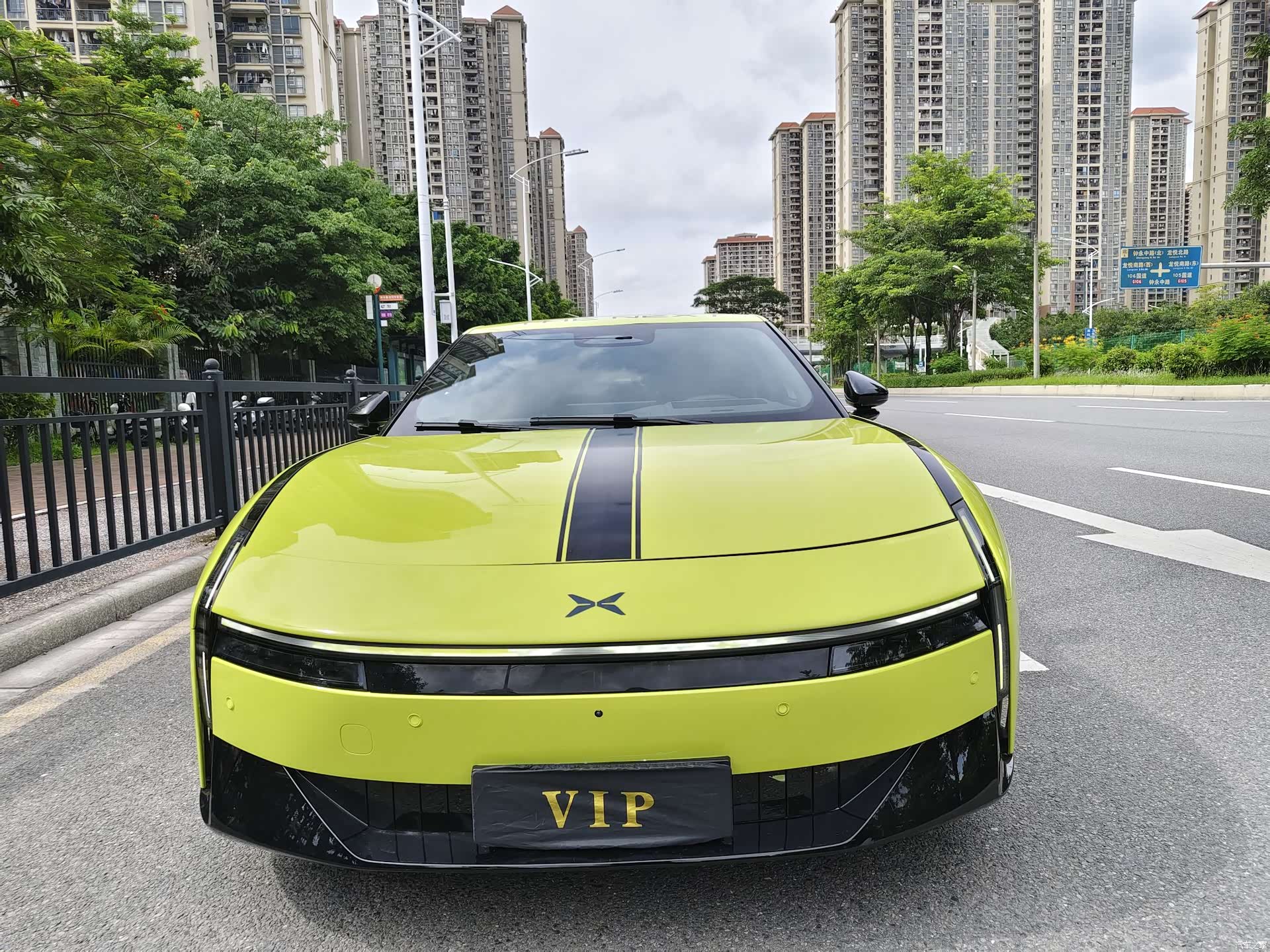 Xpeng P7, 2025 все фото