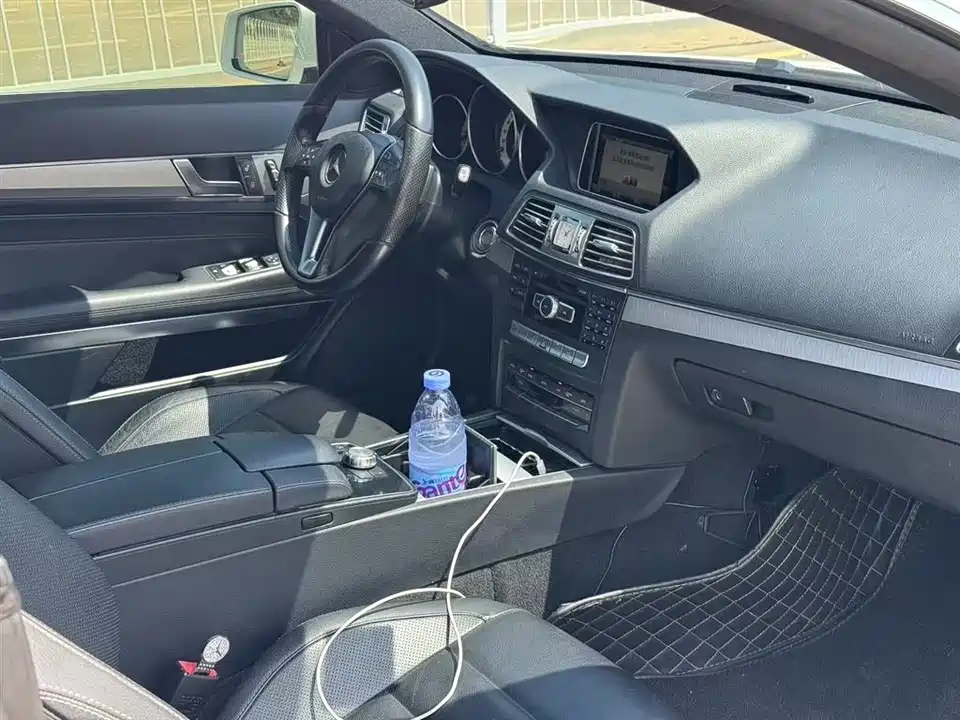 Mercedes-Benz E-class Mercedes-Benz E-class