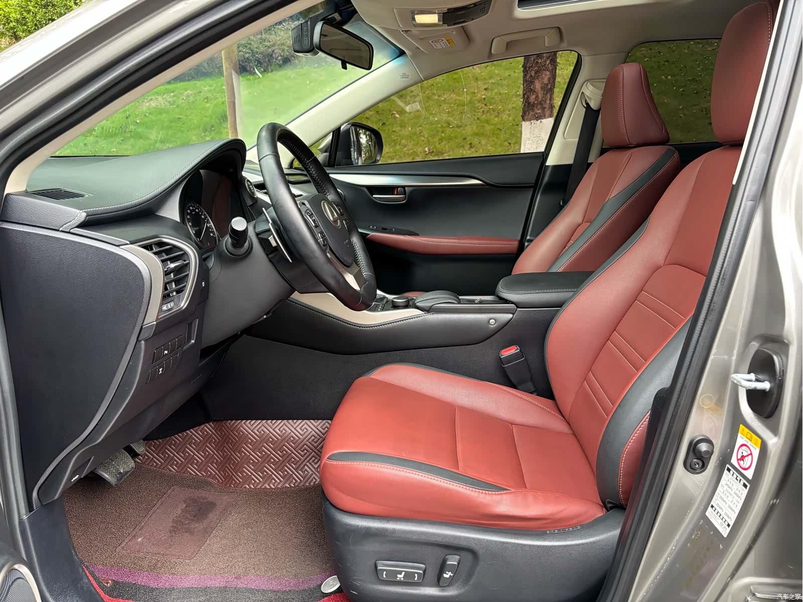 Lexus NX, 2016 8