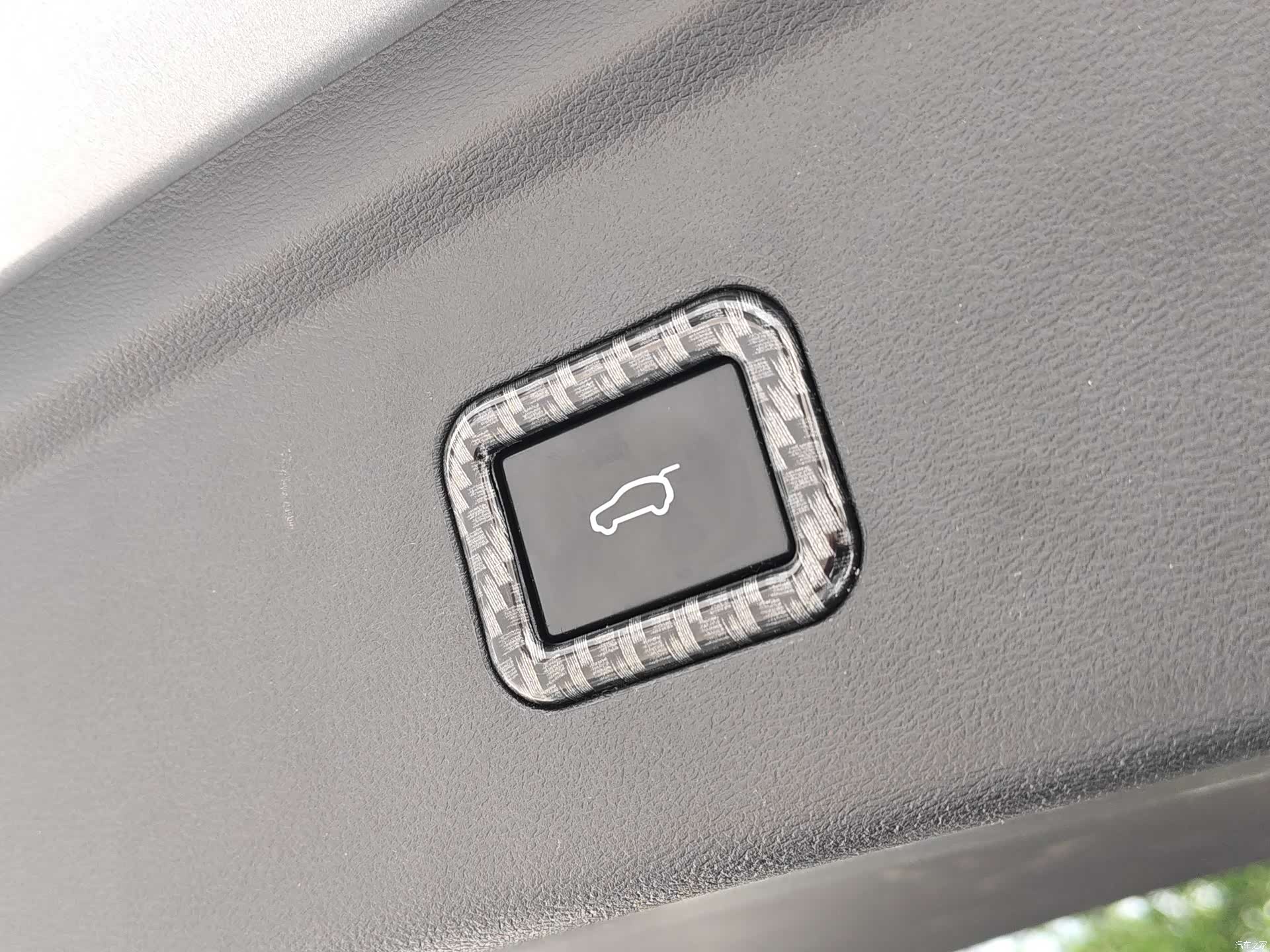 WEY VV6, 2019 18