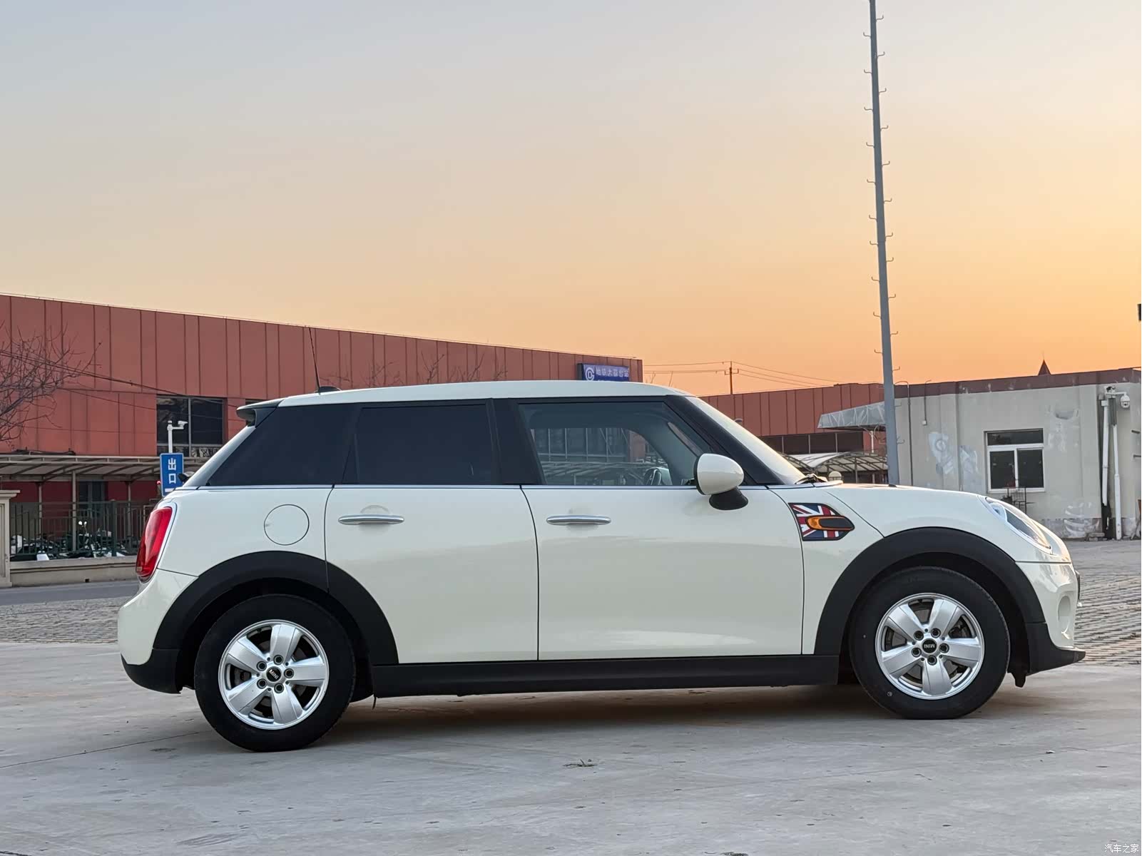 Mini ONE, 2016 2