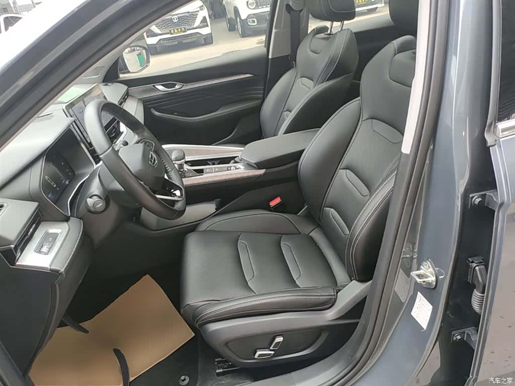 Geely Preface, 2023 15