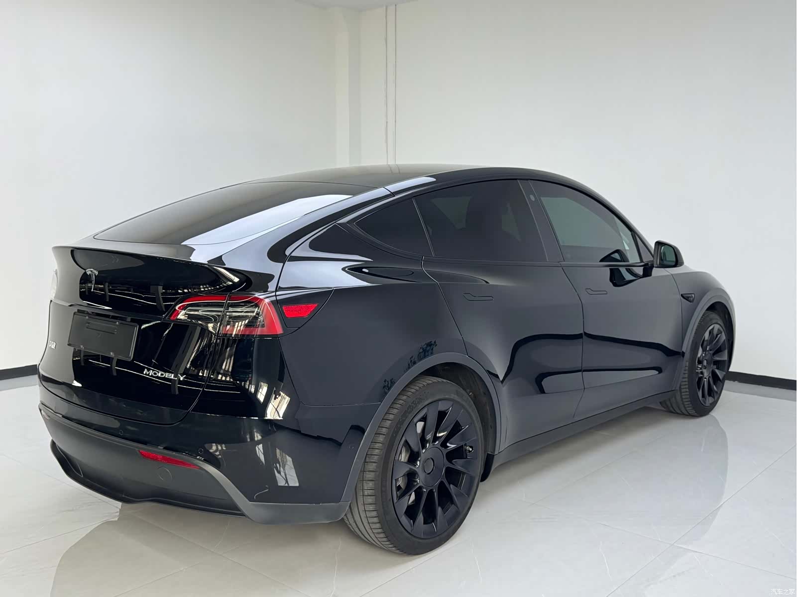 Tesla Model Y, 2022 6