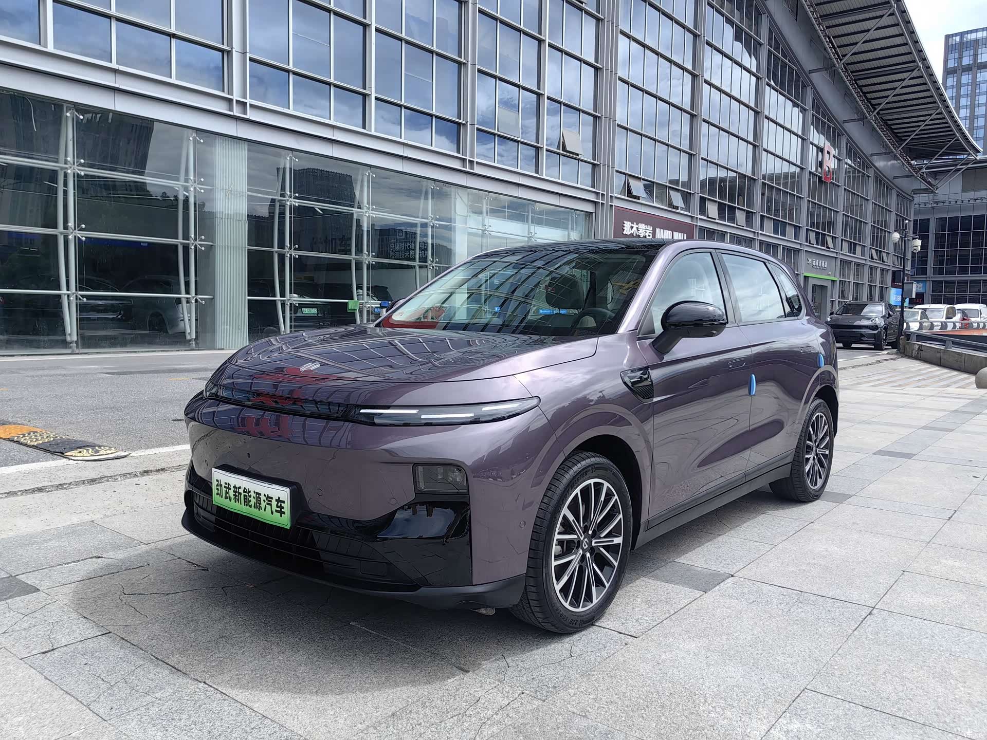 Leapmotor B10, 2025 1