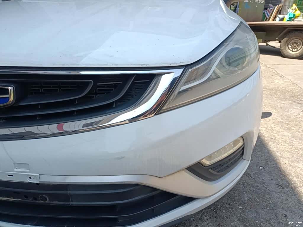 Geely Emgrand, 2017 24