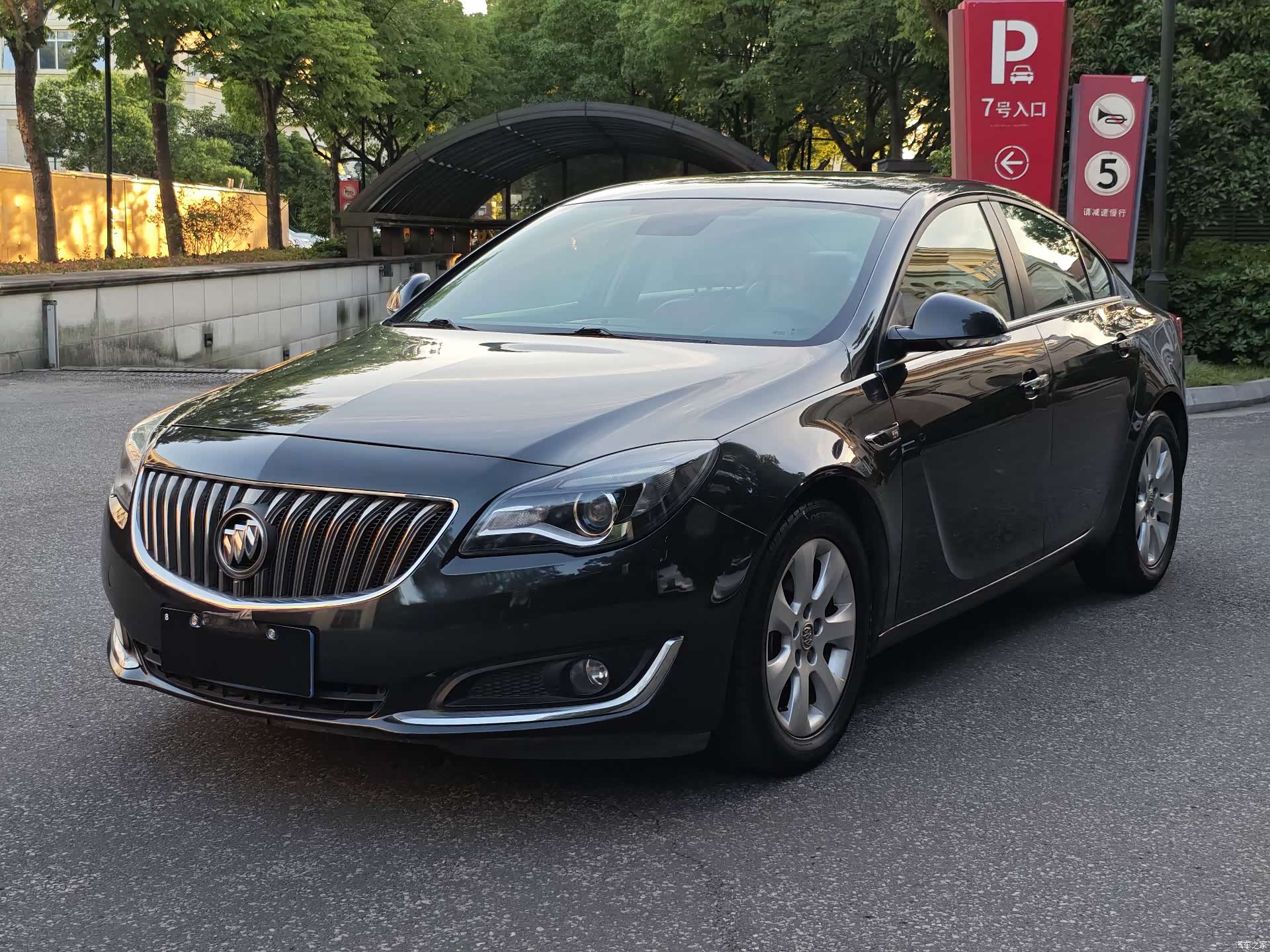 Buick Regal, 2015 1