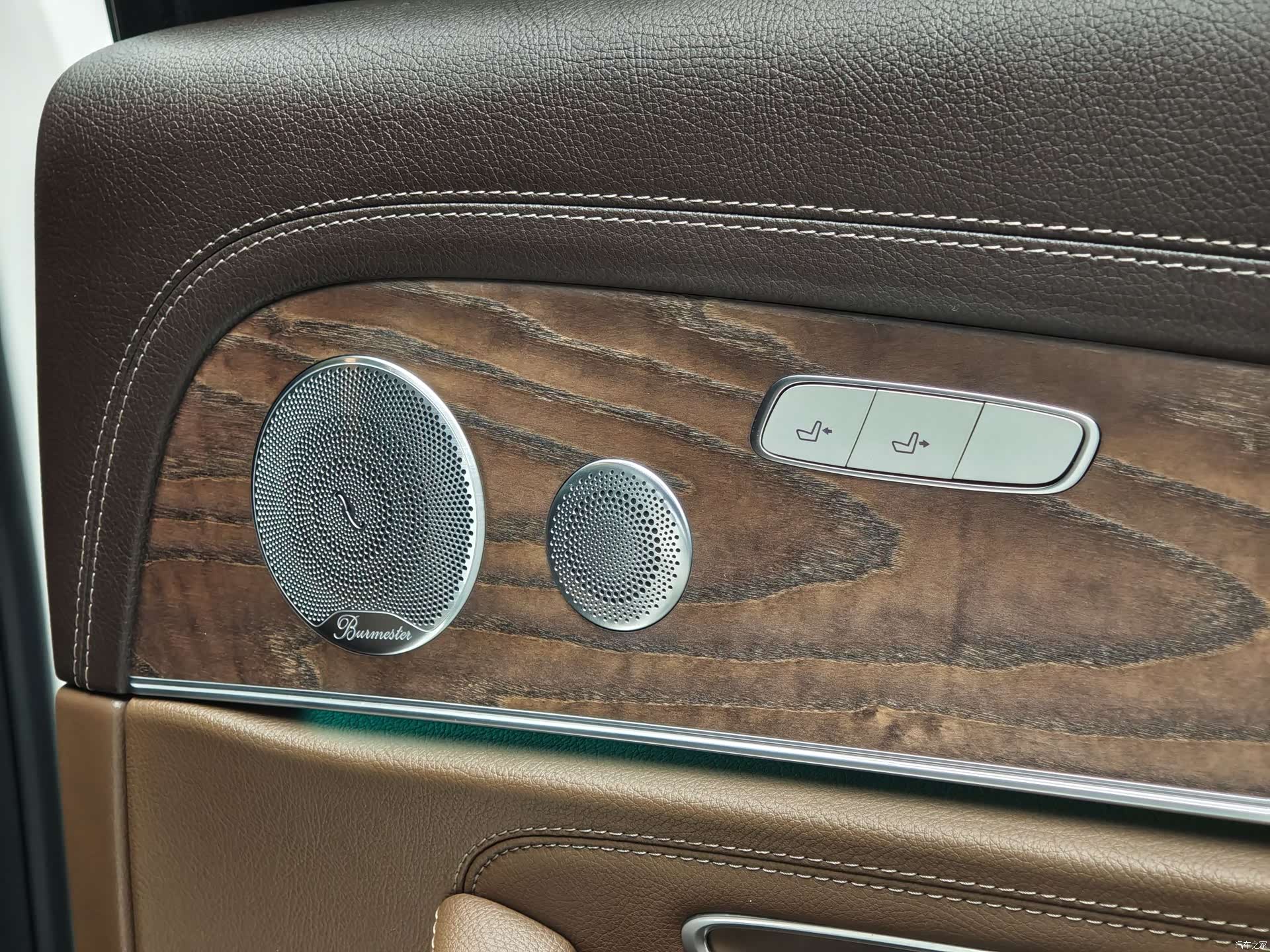 Mercedes-Benz E-Class, 2019 9
